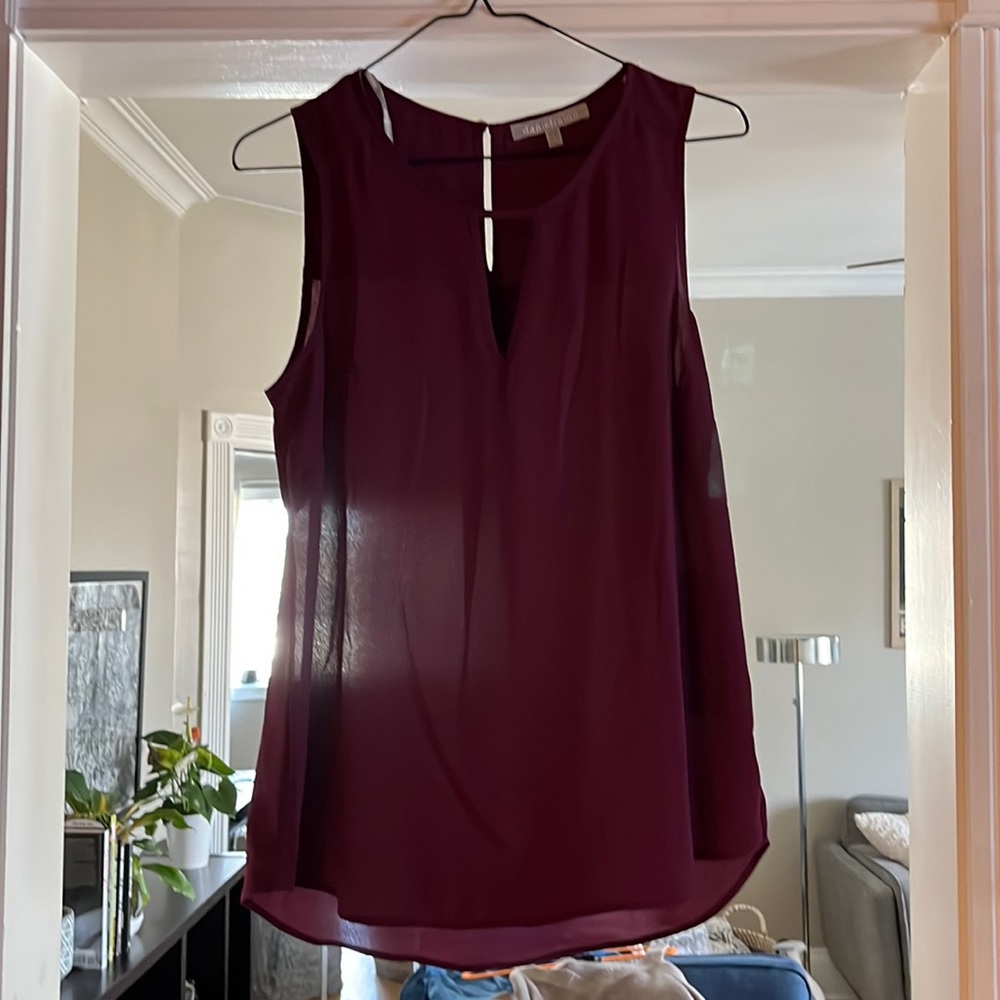Keyhole detail blouse in wine/purple